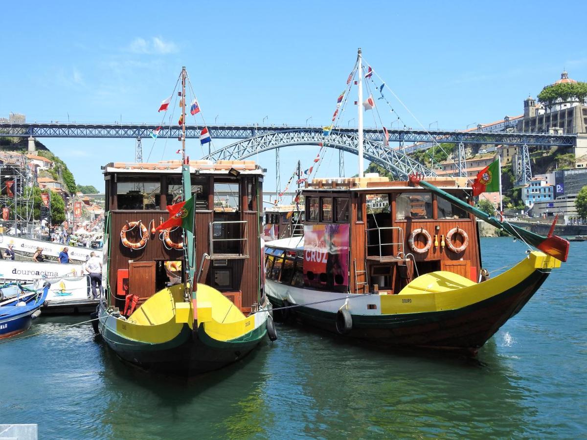 Oporto Delight 1 Luxury Apartment In Historic Center With Balcony Max 4 P Экстерьер фото